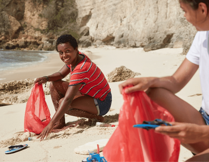 Reciclar é a nossa praia: uma iniciativa que soluciona a poluição marinha